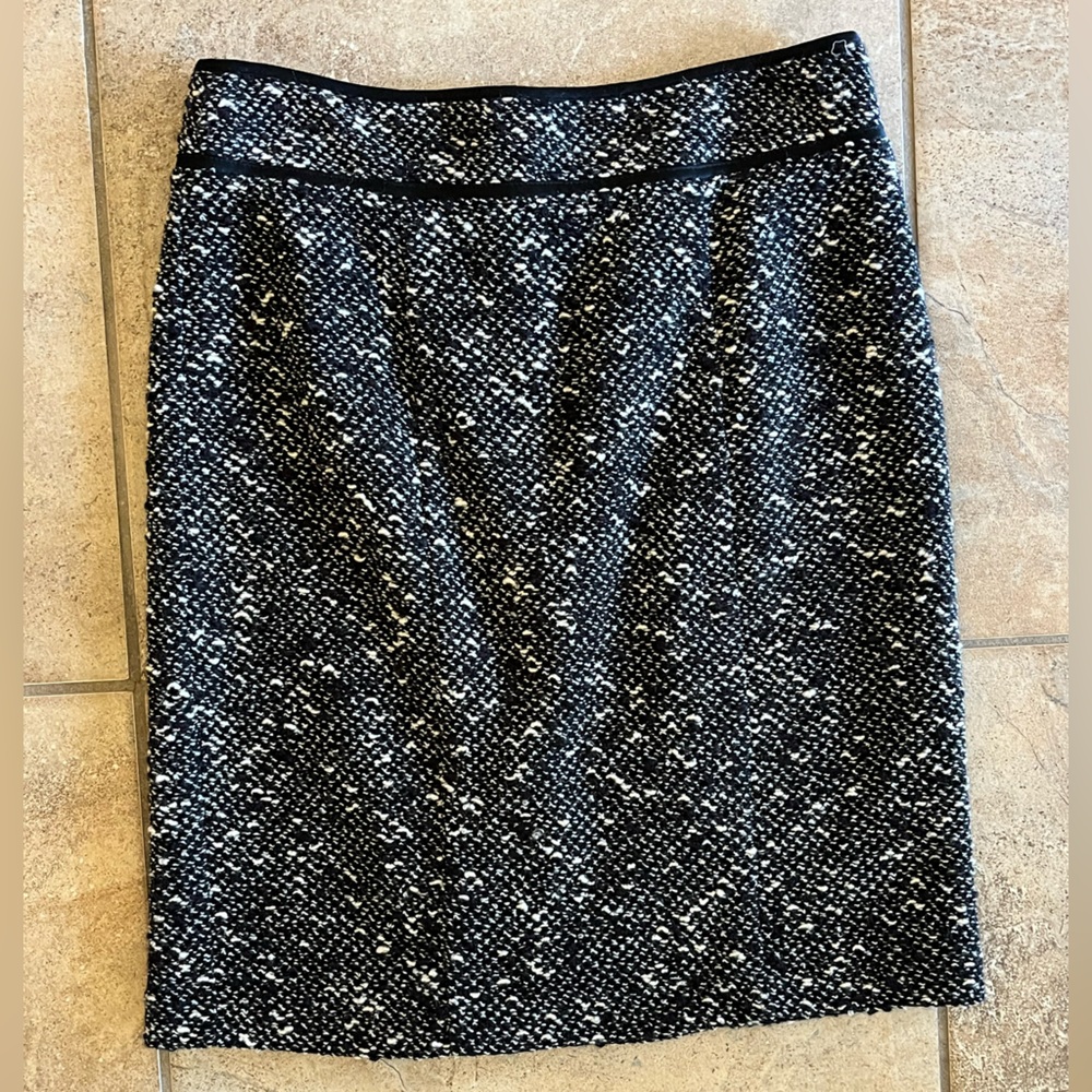 Nanette Lepore Women’s Tweed Pencil Skirt Fully Lined Size 4